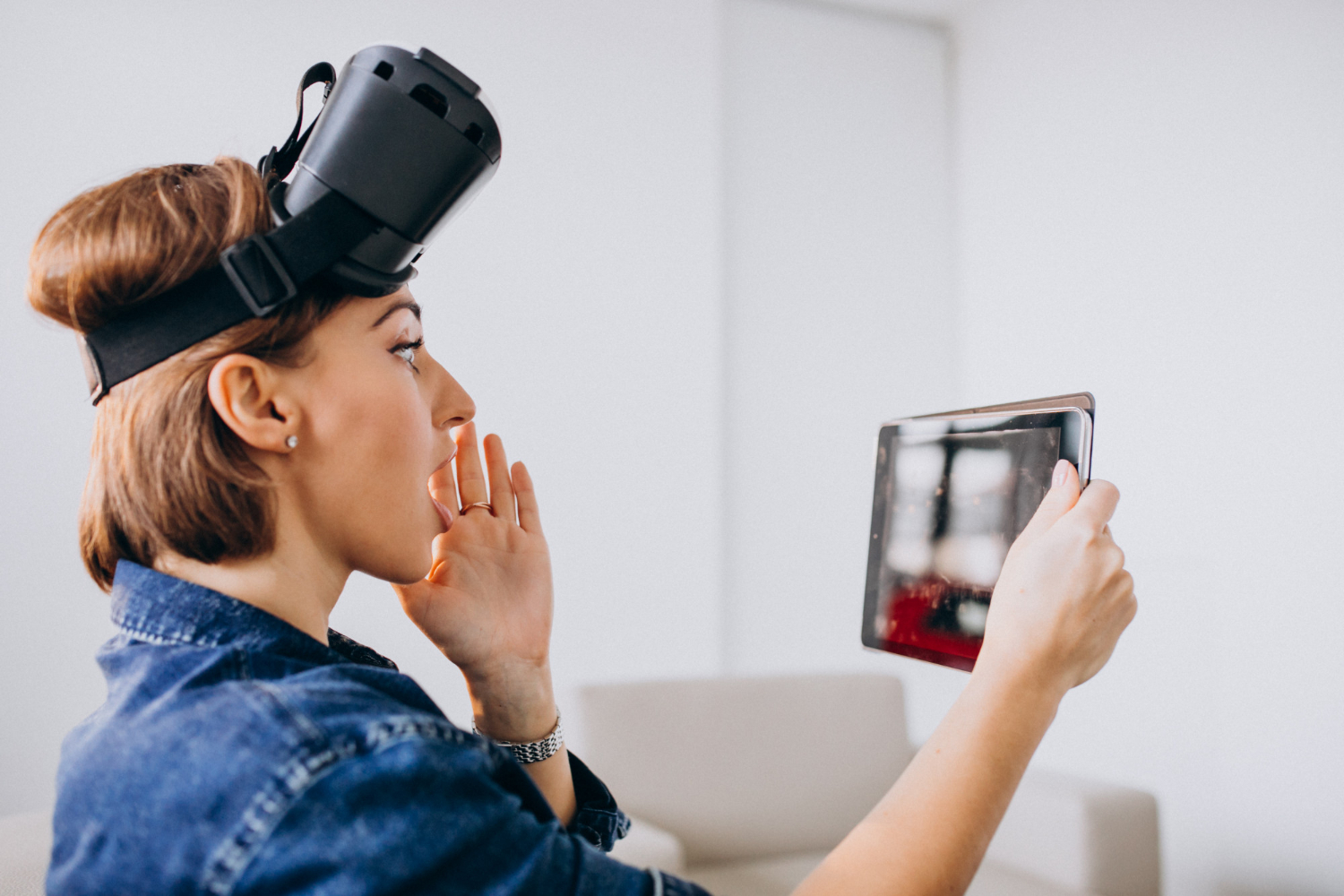 Inside Augmented Reality: A 2025 Guide