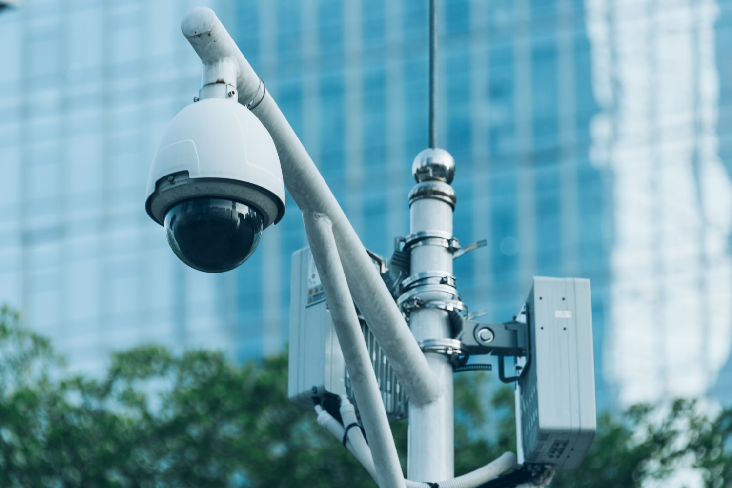 CCTV security camera (Source: Freepik)